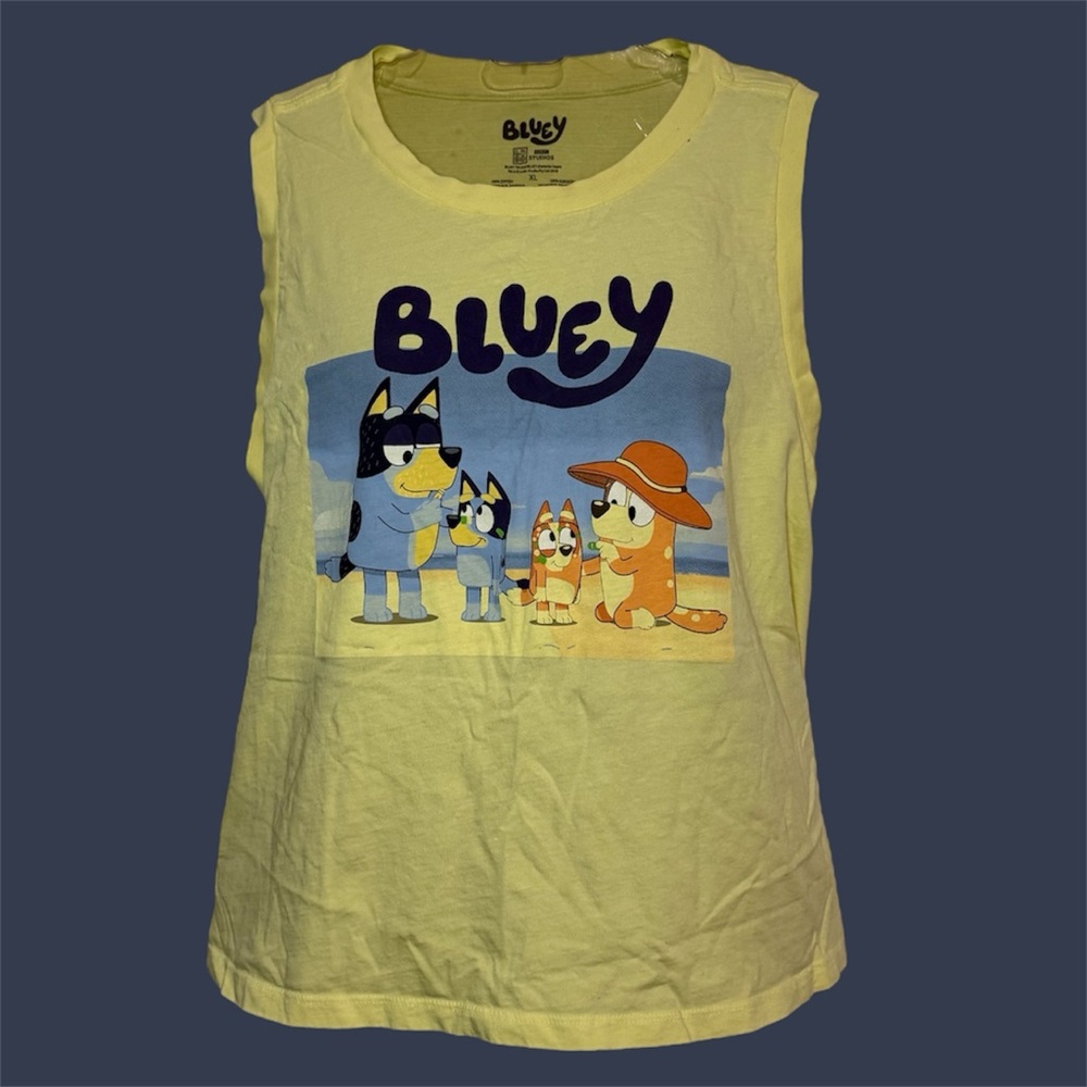 Women’s target bluey beach tank